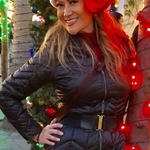 Getting ready for winter with a beautiful coat